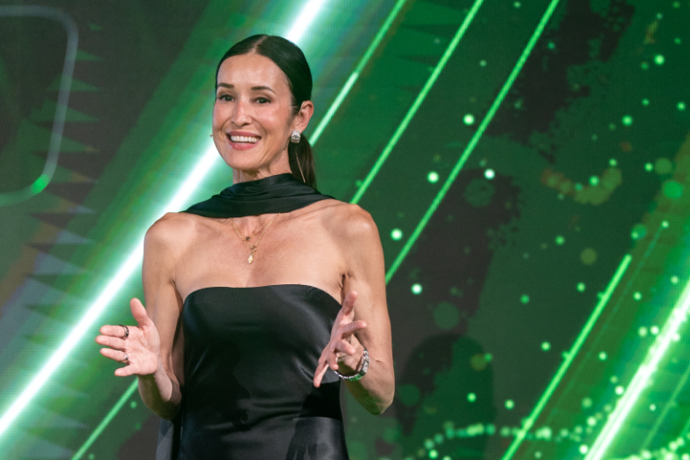 Experienced emcee hired by Fortune 100 for key corporate events